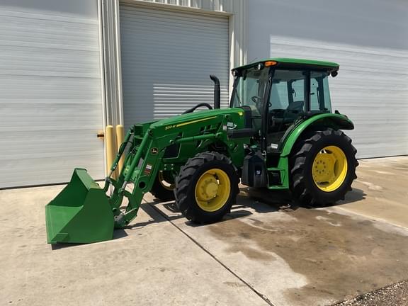 Image of John Deere 5090E equipment image 1