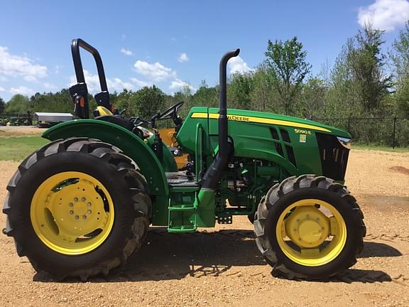 Image of John Deere 5090E Primary image