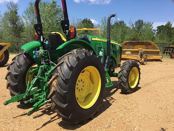 Image of John Deere 5090E equipment image 3