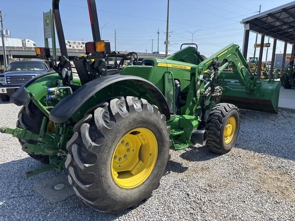 Image of John Deere 5090EL equipment image 4