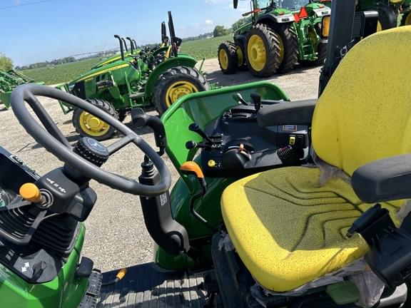 Image of John Deere 5090EL equipment image 4
