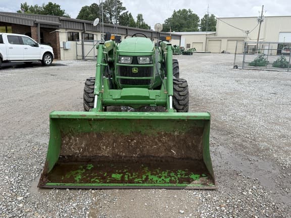 Image of John Deere 5090EL equipment image 2
