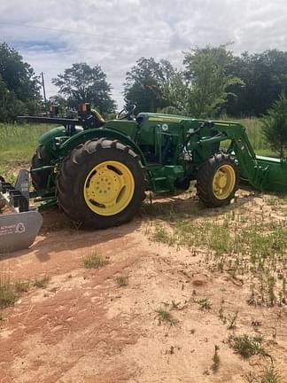 Image of John Deere 5090EL equipment image 1