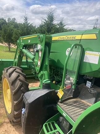 Image of John Deere 5090EL equipment image 3