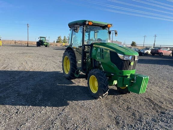 Image of John Deere 5090GN equipment image 1