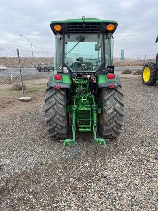 Image of John Deere 5090GN equipment image 3