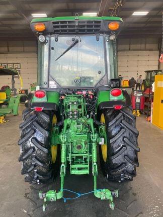 Image of John Deere 5090GN equipment image 3