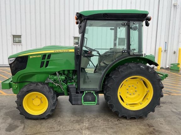 Image of John Deere 5090GN equipment image 1