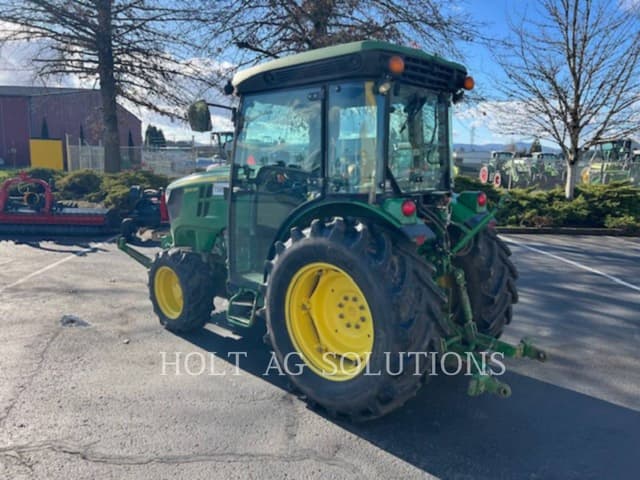 Image of John Deere 5090GN equipment image 2