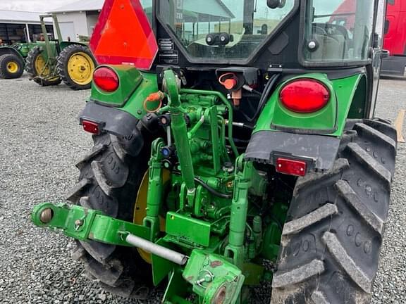 Image of John Deere 5090GV equipment image 3