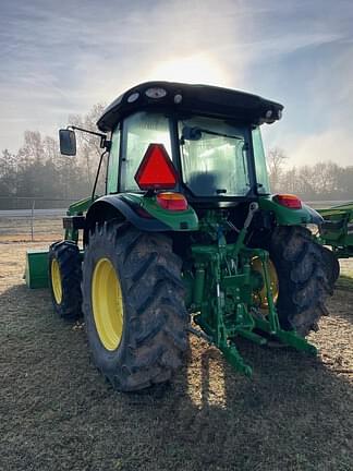 Image of John Deere 5090M Primary image