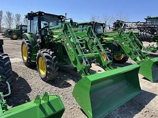 2022 John Deere 5090M Equipment Image0