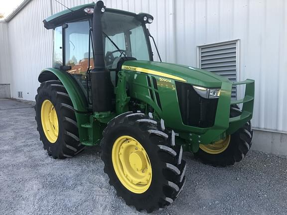 Image of John Deere 5090M equipment image 1