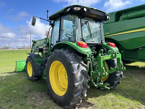 Image of John Deere 5090M equipment image 4