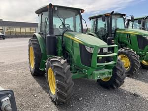 2022 John Deere 5090M Image
