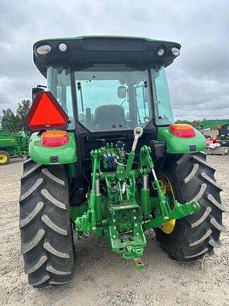 Image of John Deere 5090M equipment image 2