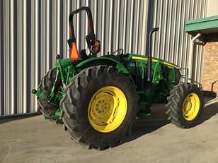 Main image John Deere 5090M 6