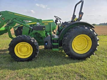 Main image John Deere 5090M