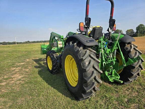 Image of John Deere 5090M equipment image 1