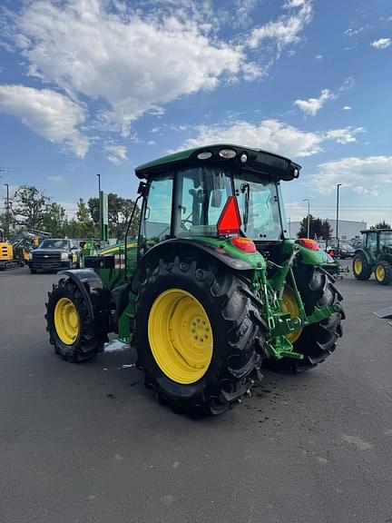 Image of John Deere 5090M equipment image 1