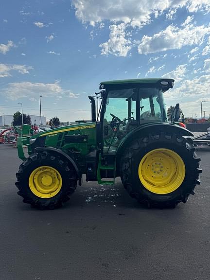 Image of John Deere 5090M Primary image