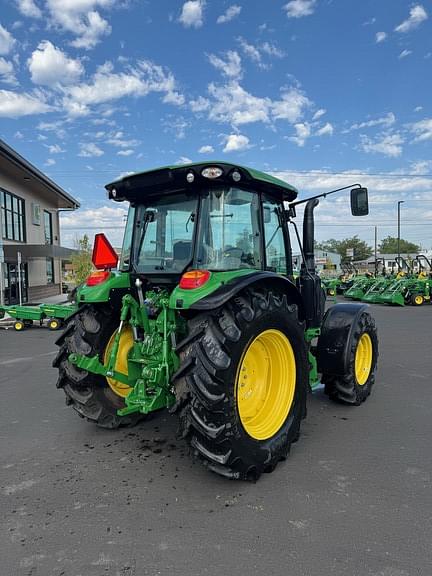 Image of John Deere 5090M equipment image 4