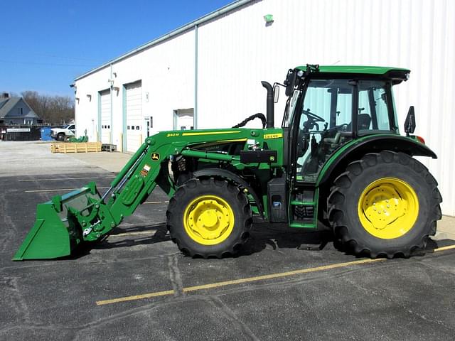Image of John Deere 5090M equipment image 1