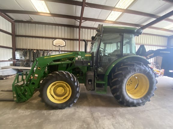 Main image John Deere 5090M