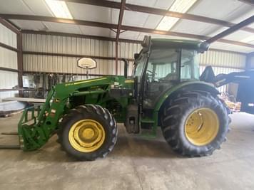 Main image John Deere 5090M