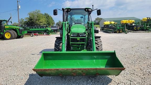 Image of John Deere 5090M equipment image 1