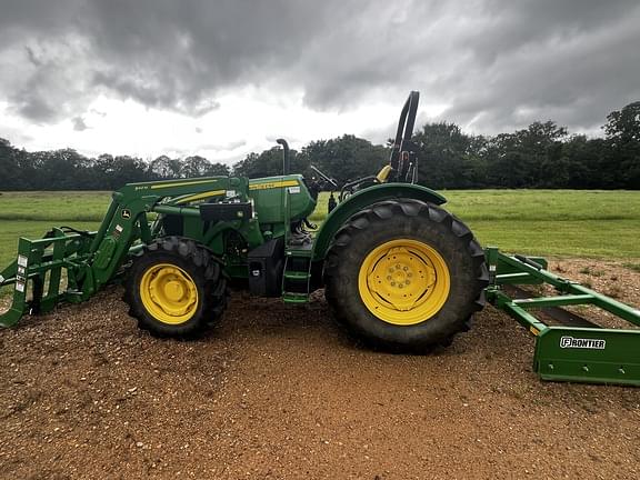 Image of John Deere 5090M Primary image