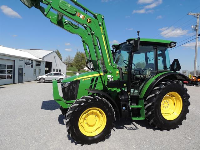 Image of John Deere 5090M equipment image 2