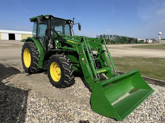 Image of John Deere 5090M equipment image 1