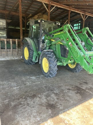 2022 John Deere 5090M Equipment Image0