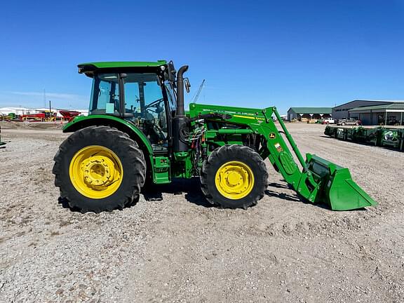 Image of John Deere 5090M equipment image 3