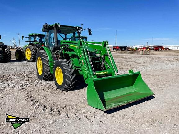 Image of John Deere 5090M equipment image 2