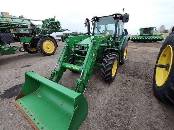 Image of John Deere 5090M Image 0