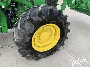 Main image John Deere 5090M 19