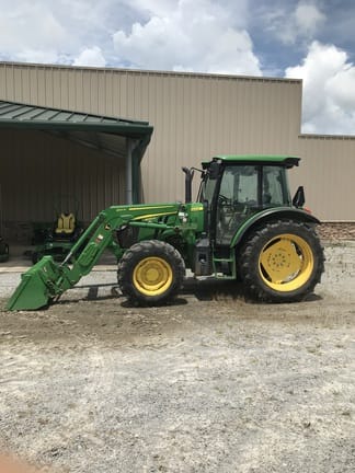 2022 John Deere 5090M Equipment Image0
