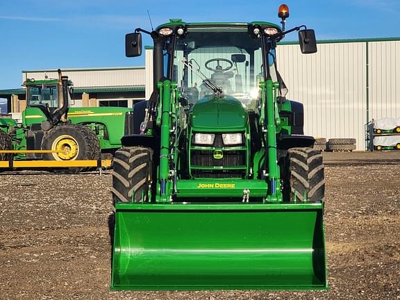 Image of John Deere 5090R equipment image 1