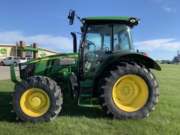 Main image John Deere 5090R