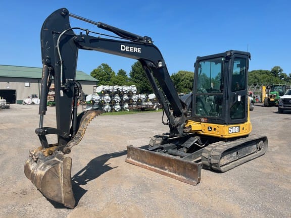 2022 John Deere 50G Equipment Image0