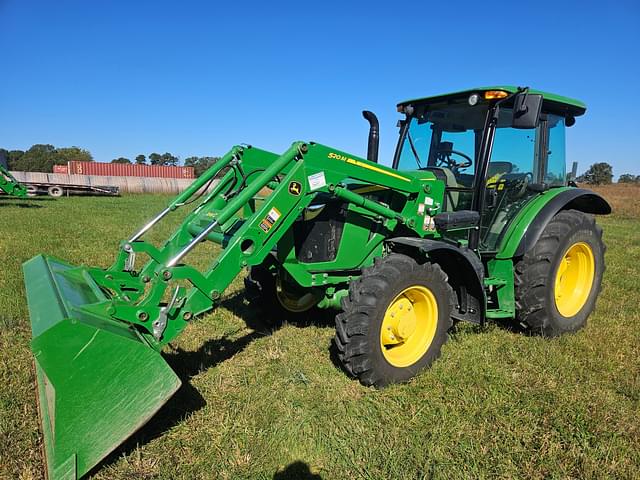 Image of John Deere 5100E equipment image 1