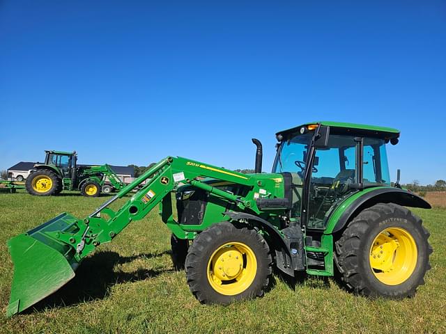 Image of John Deere 5100E equipment image 2