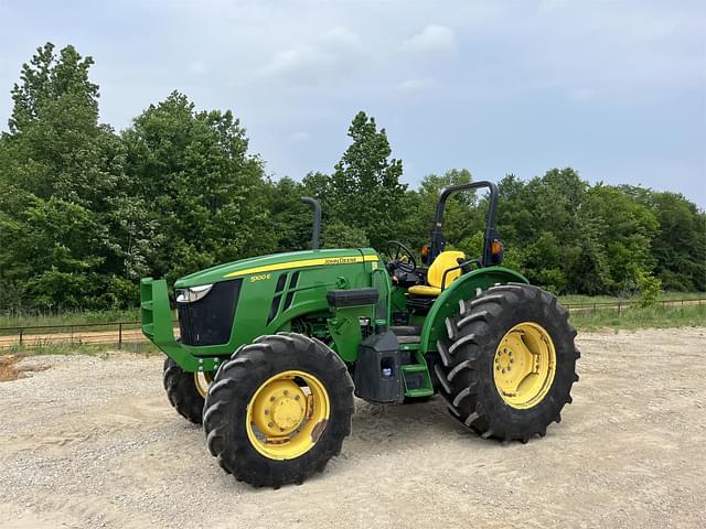 Image of John Deere 5100E equipment image 1