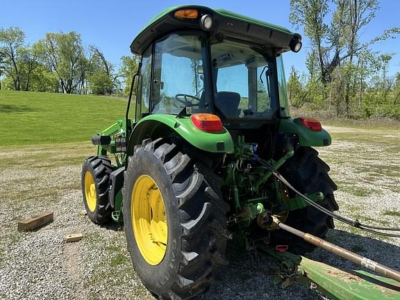 Image of John Deere 5100E equipment image 3