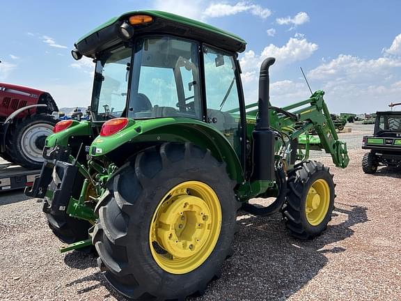 Image of John Deere 5100E equipment image 2