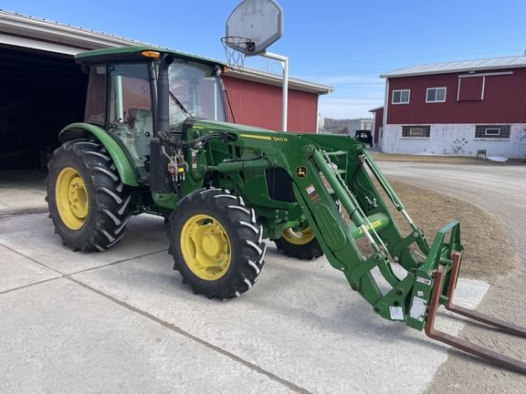 2022 John Deere 5100E Equipment Image0