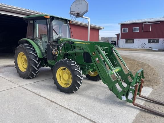 Image of John Deere 5100E Image 1