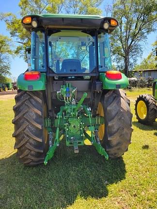 Image of John Deere 5100E equipment image 2